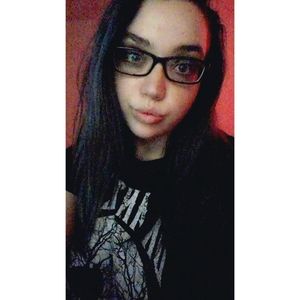 Meet your Posher, Casey